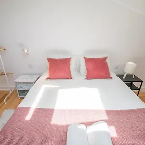 Guestready - Sweet Mick's , Lisboa Portugal
